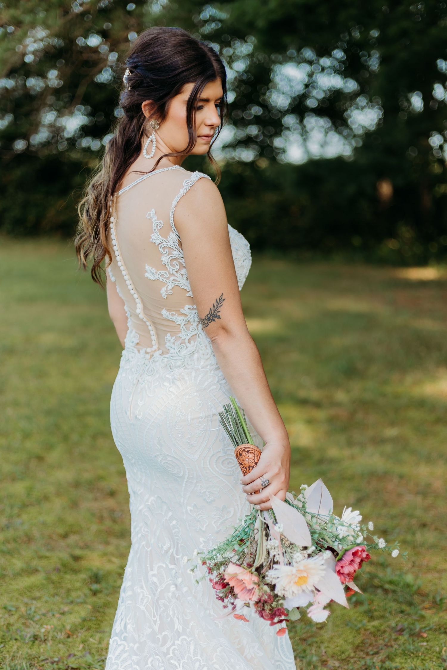 rustic timeless country wedding