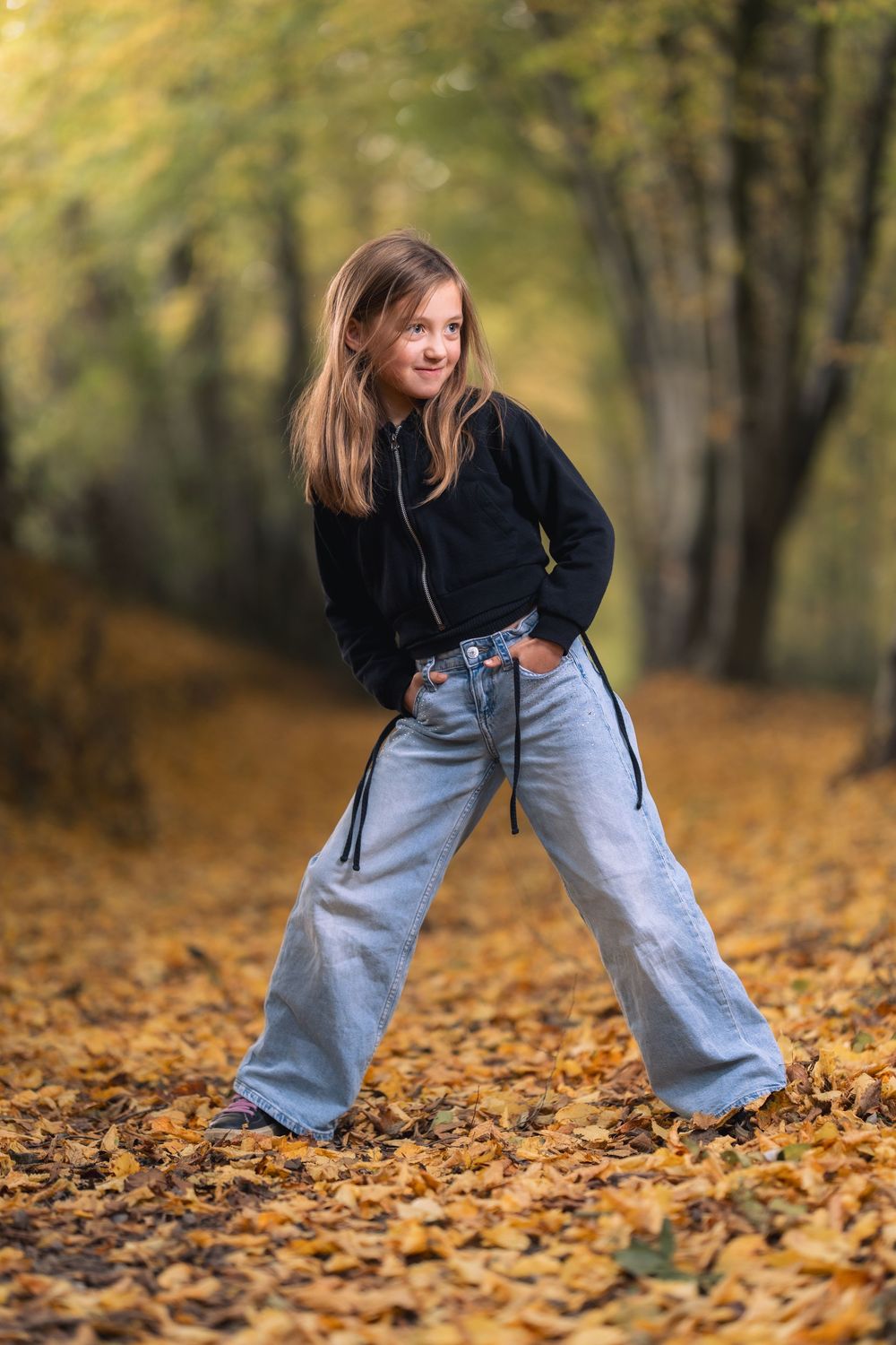 Portrait de fille en automne, Liège.