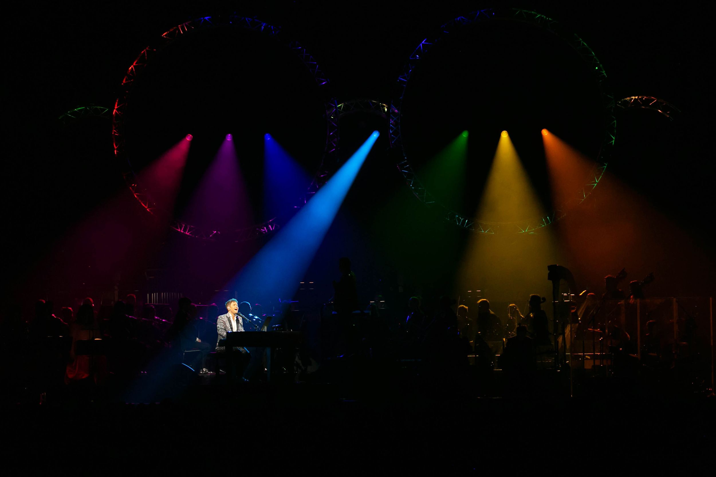 Celebrating the music of Elton John med Peter Johansson och Norrköping symfoniorkester. Fotograf Rebecca Nordin. Linköping. SAAB arena.