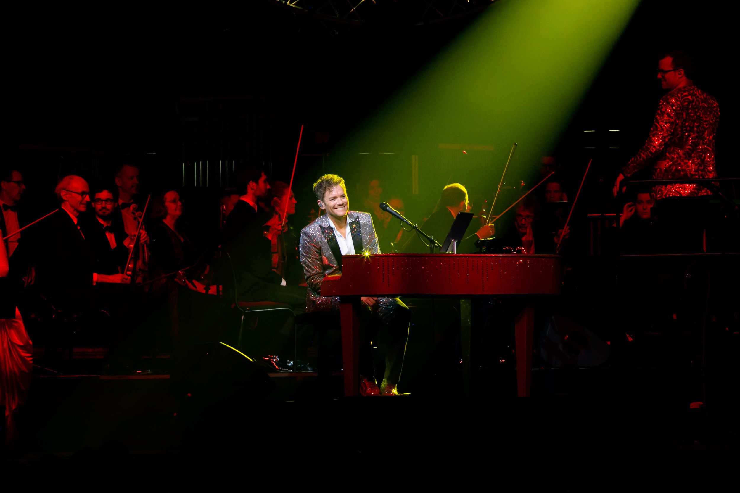 Celebrating the music of Elton John med Peter Johansson och Norrköping symfoniorkester. Fotograf Rebecca Nordin. Linköping. SAAB arena.