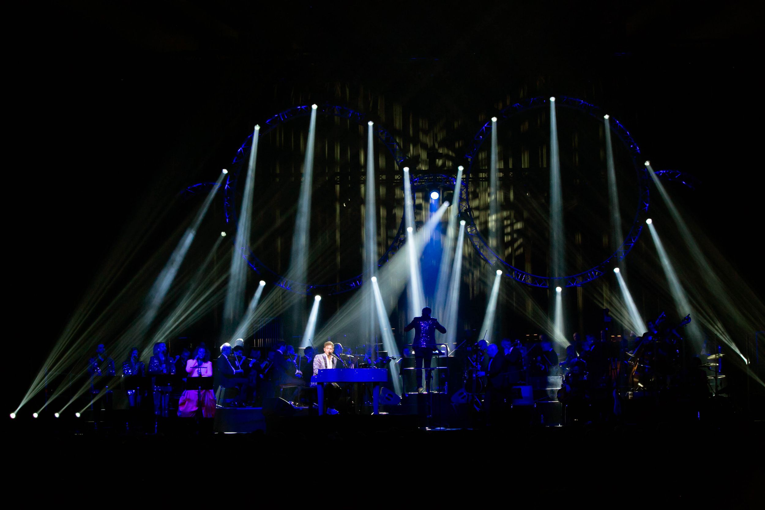 Celebrating the music of Elton John med Peter Johansson och Norrköping symfoniorkester. Fotograf Rebecca Nordin. Linköping. SAAB arena.