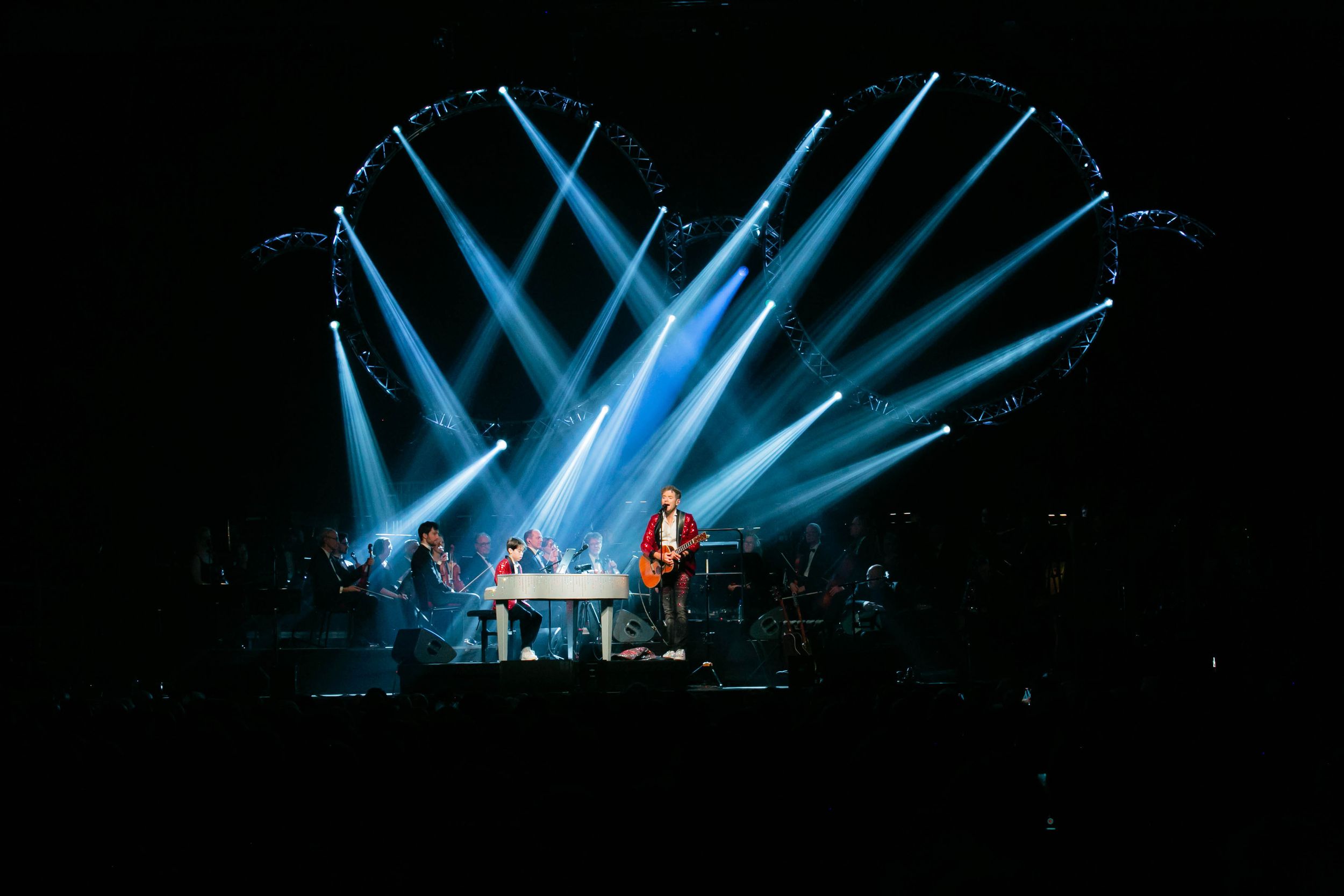 Celebrating the music of Elton John med Peter Johansson och Norrköping symfoniorkester. Fotograf Rebecca Nordin. Linköping. SAAB arena.