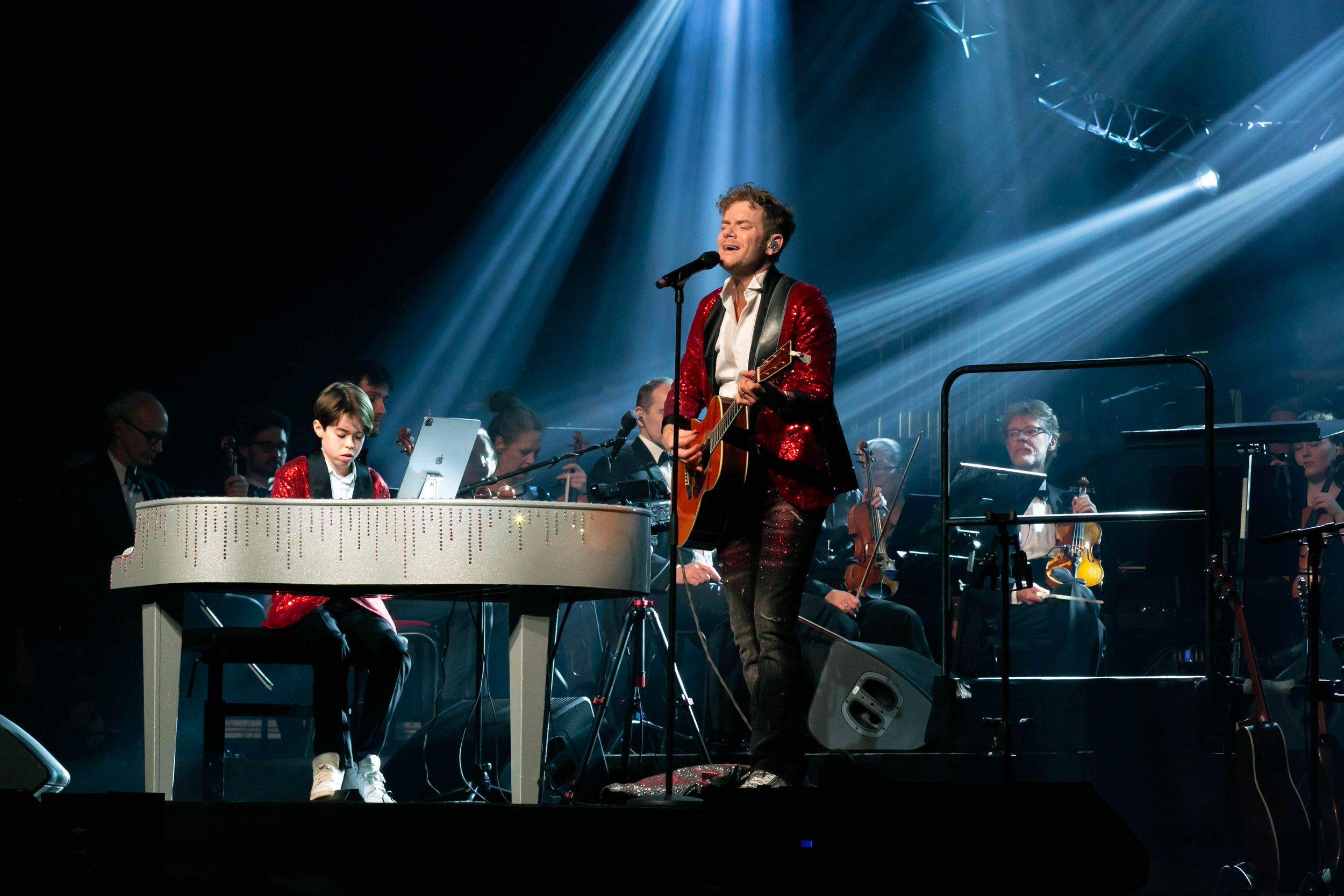 Celebrating the music of Elton John med Peter Johansson och Norrköping symfoniorkester. Fotograf Rebecca Nordin. Linköping. SAAB arena.