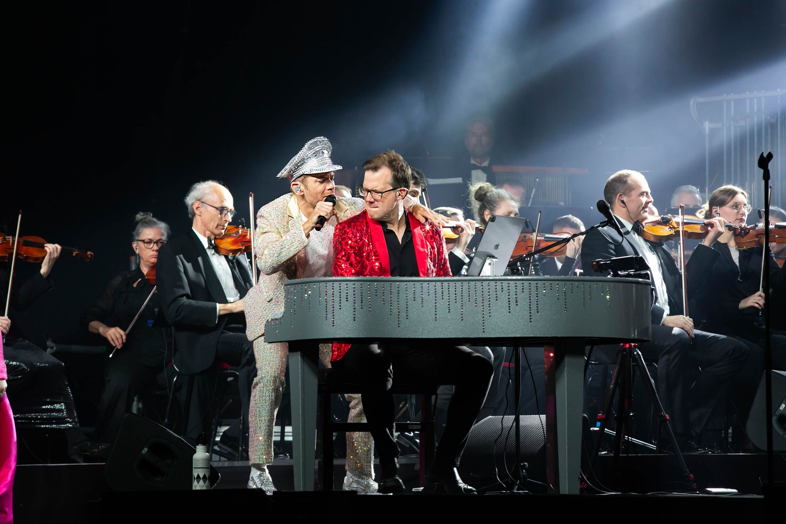 Celebrating the music of Elton John med Peter Johansson och Norrköping symfoniorkester. Fotograf Rebecca Nordin. Linköping. SAAB arena.