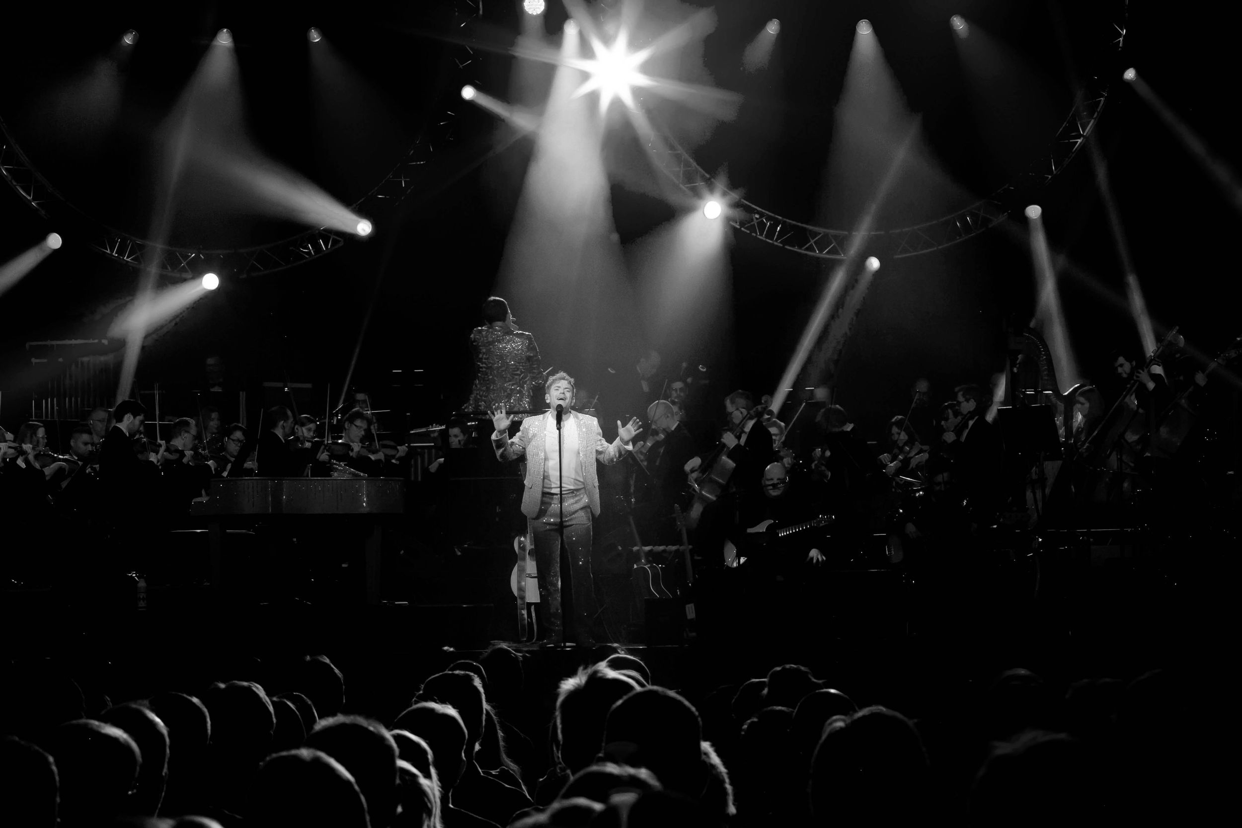 Celebrating the music of Elton John med Peter Johansson och Norrköping symfoniorkester. Fotograf Rebecca Nordin. Linköping. SAAB arena.