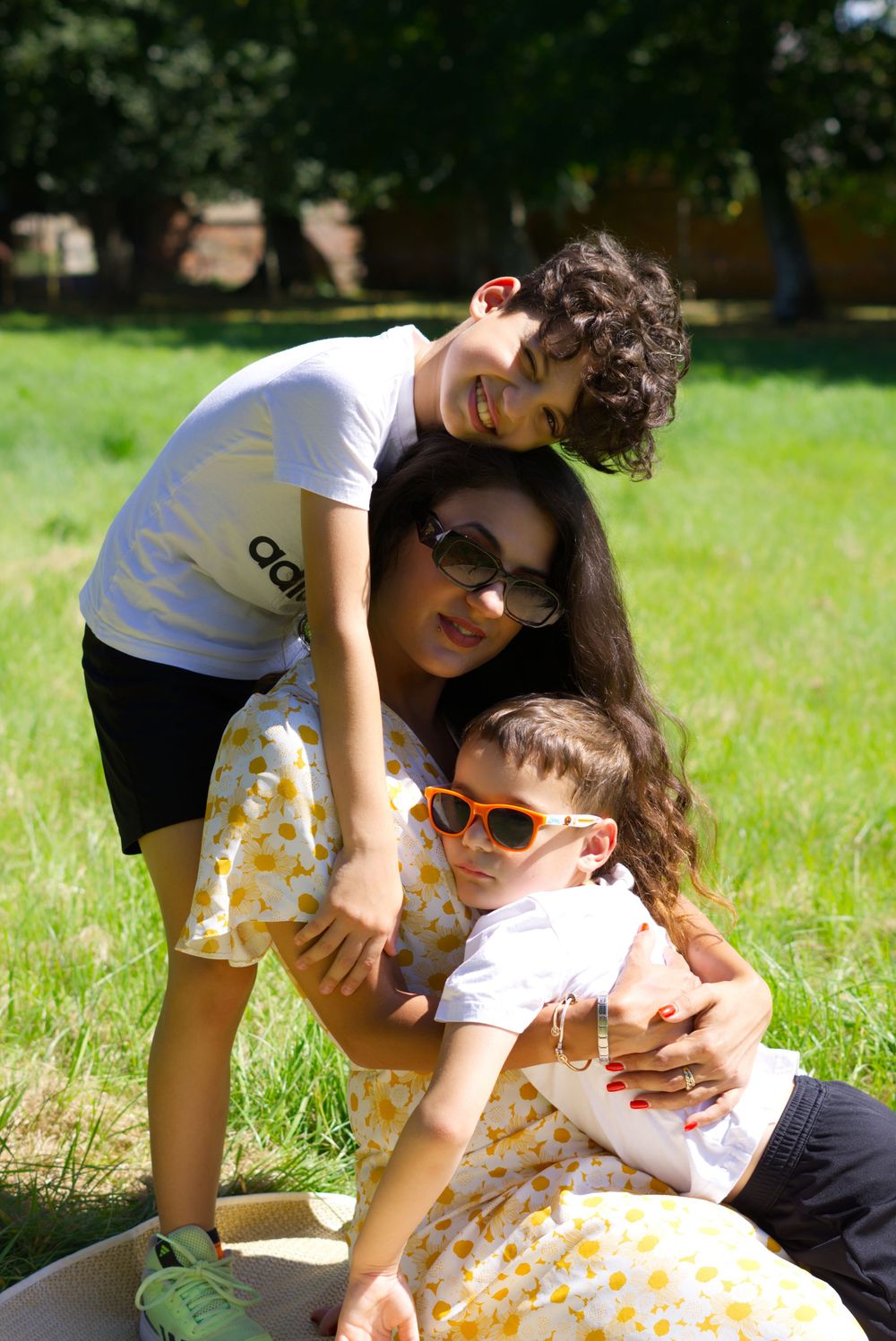 Family spring photoshoot
