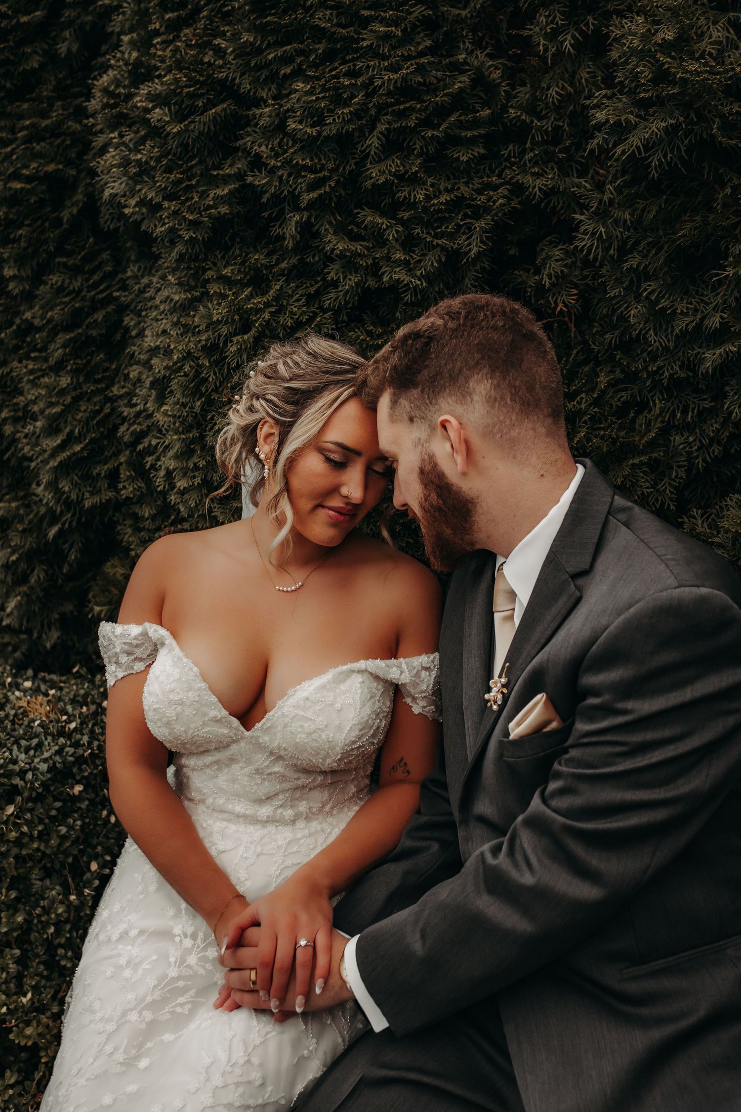 Michigan Wedding Photographer | Creative Art By Bree / Castle Farms