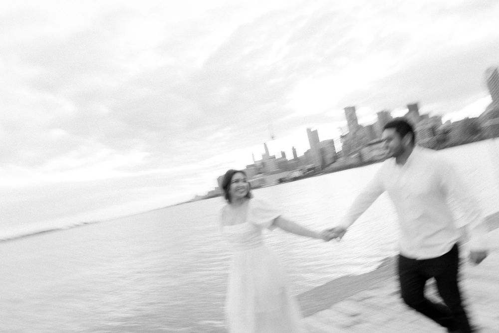 Down Town Toronto skyline Photoshoot, engagement Photographer