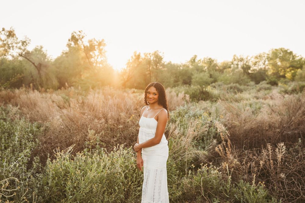 a simple white dress is perfect for senior photos in redlands ca