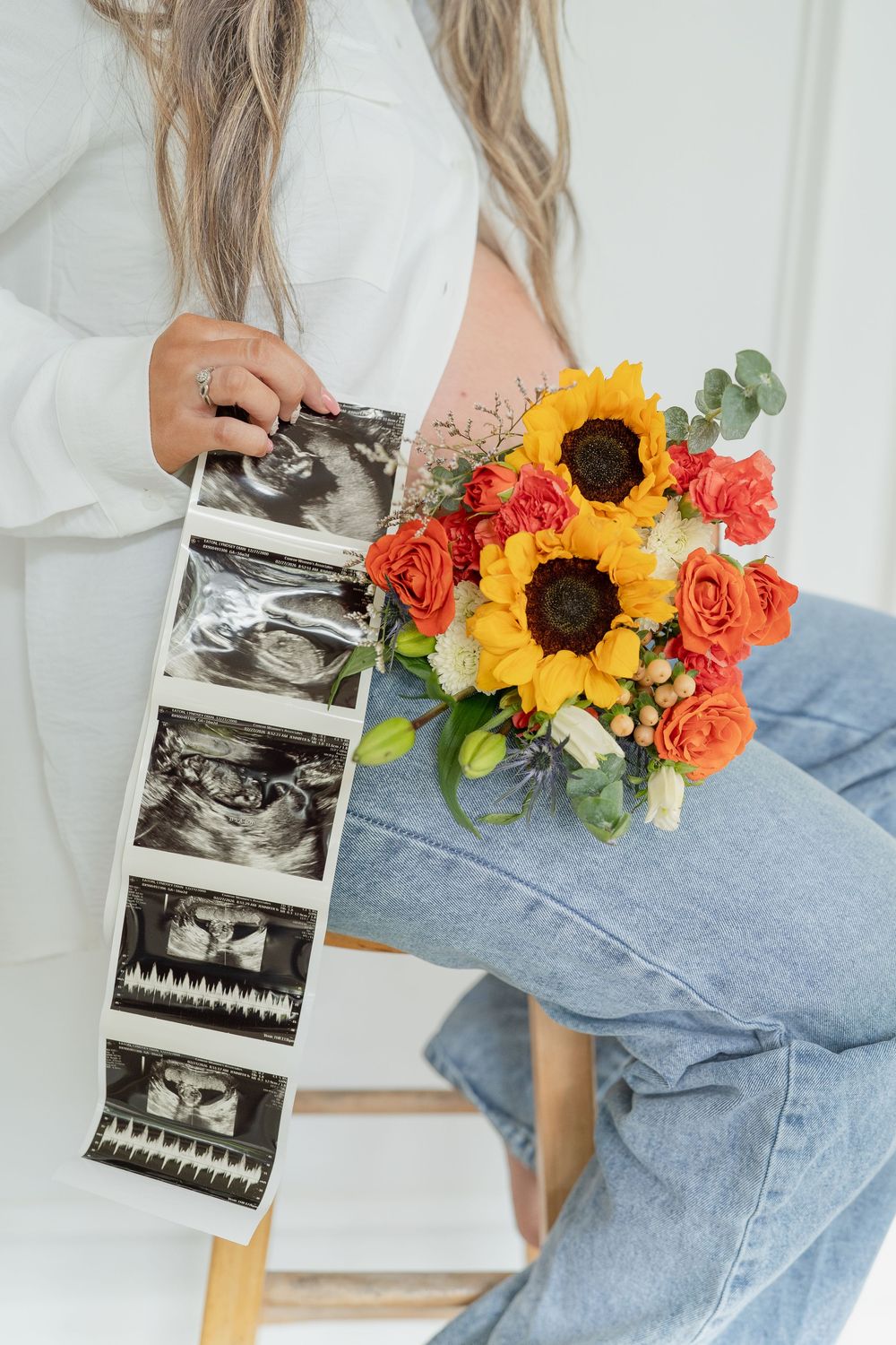 Maternity Family Photo Session by Conroe Photographer and Houston Photographer, Studio, white top and blue jeans