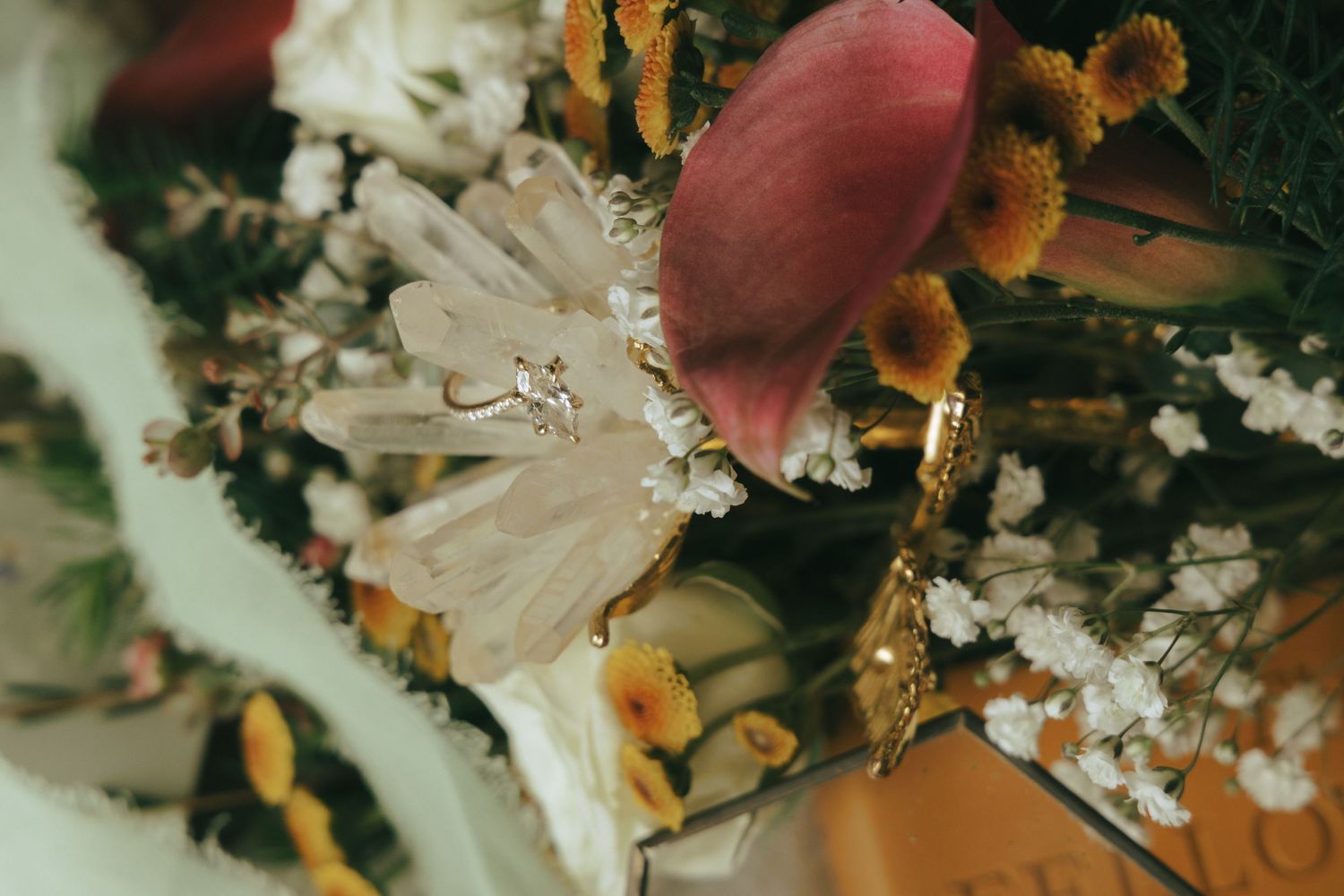 Detail bridal bouquet photo