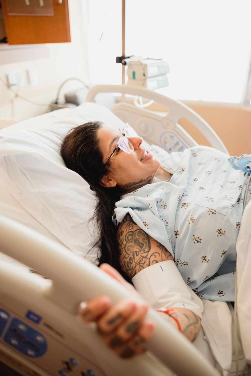 bay area birth photographer, south bay birth photography, santa cruz birth photos, hospital pictures, water birth, doula
