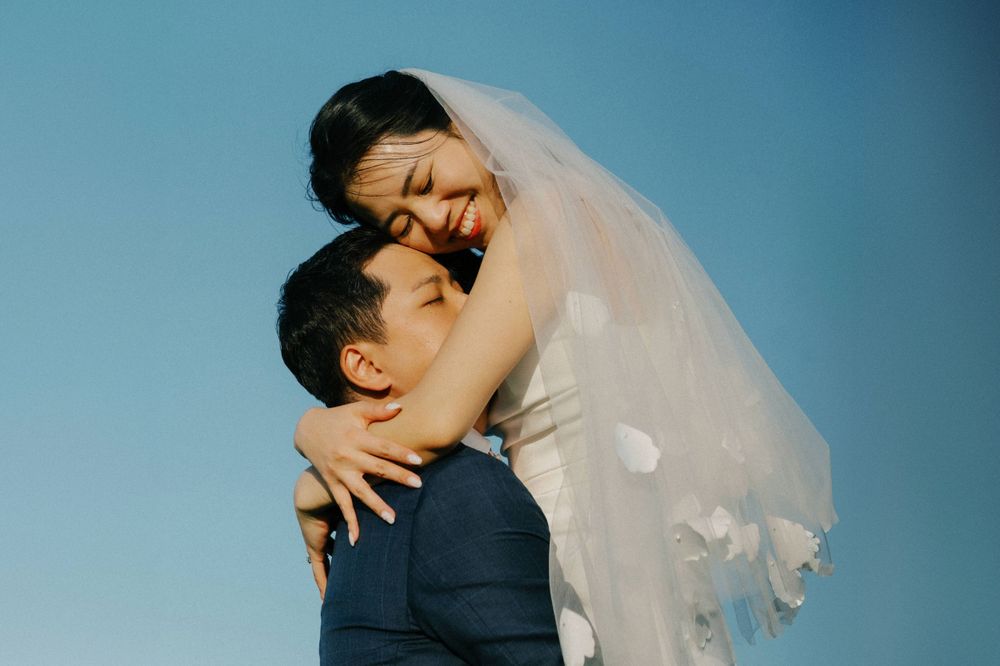 "Elopement couple at a secluded Sunshine Coast lookout