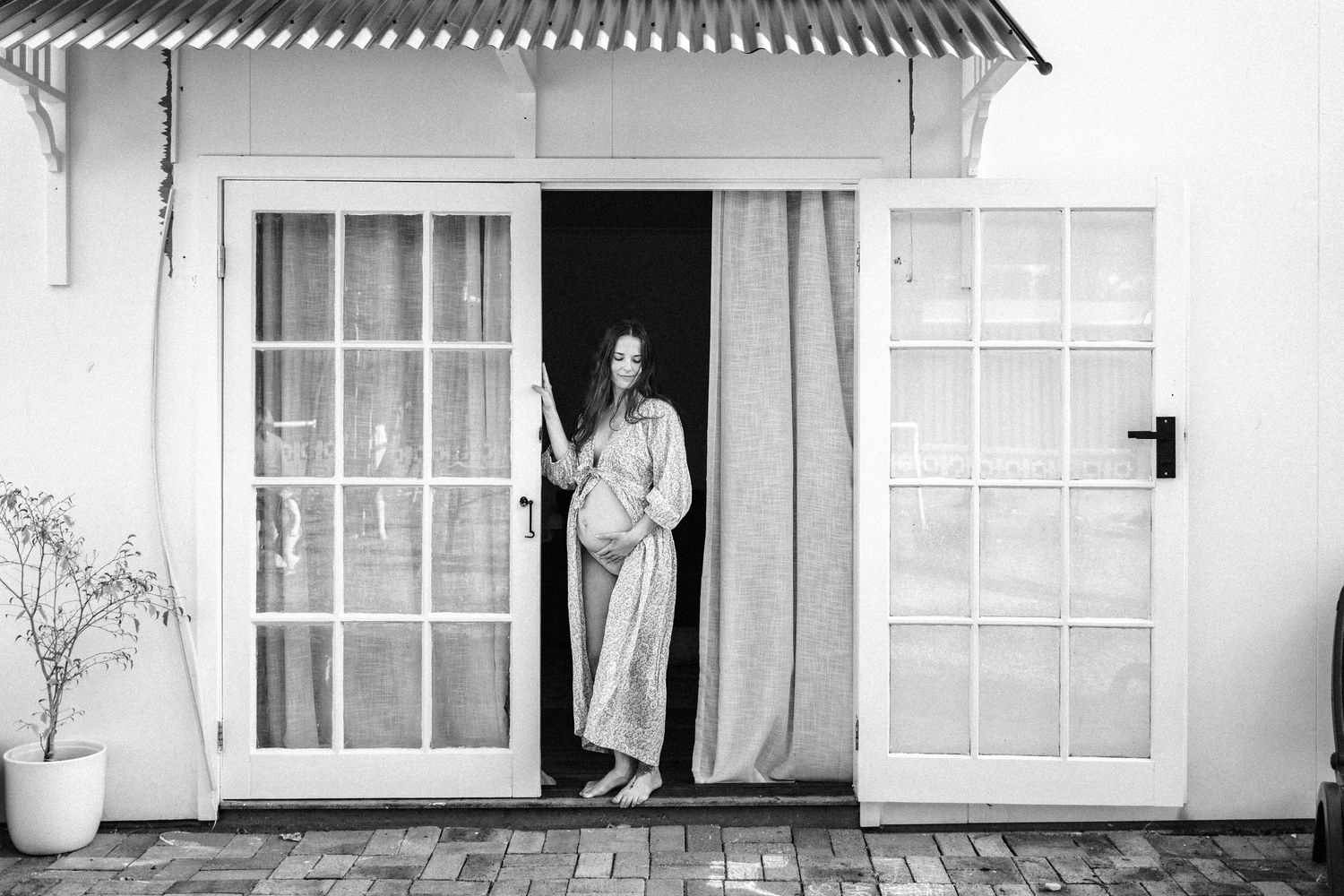 nadine luise wache; documentary style photography, cairns family photographer; analogue photographer; film photographer