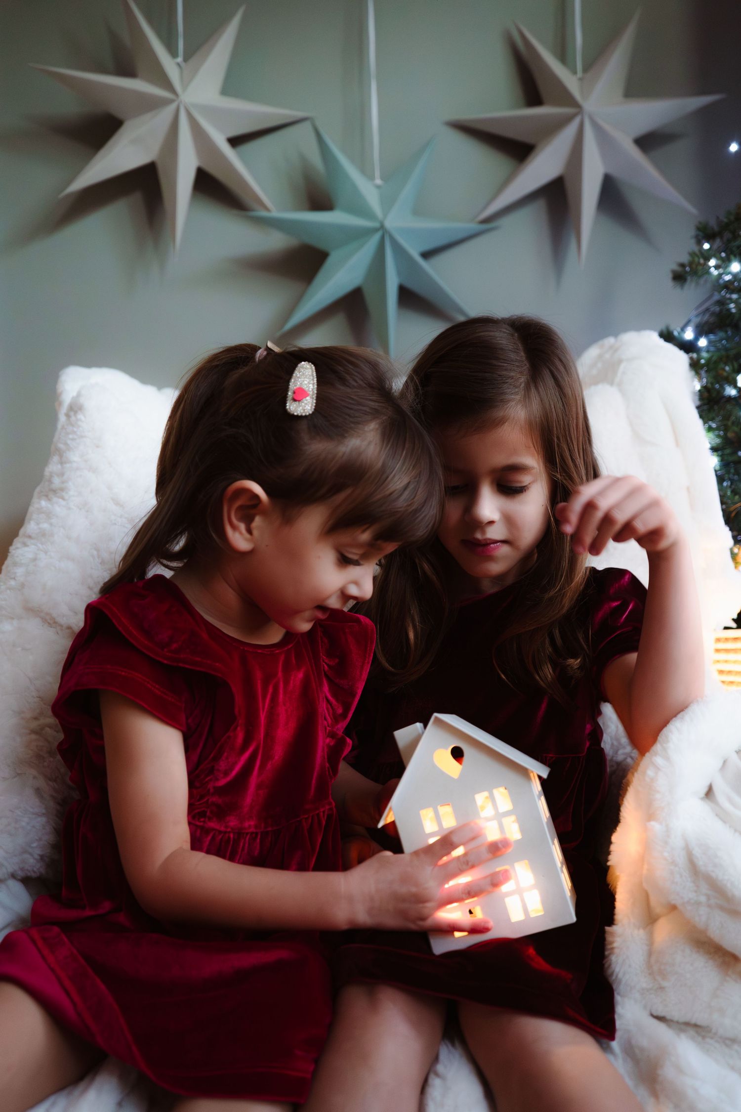 Capture the wonder, warmth and twinkle of the season with a BLOOM Fabulous Christmas Sparkle Session | Jo Fisher | Tunbridge Wells | Kent