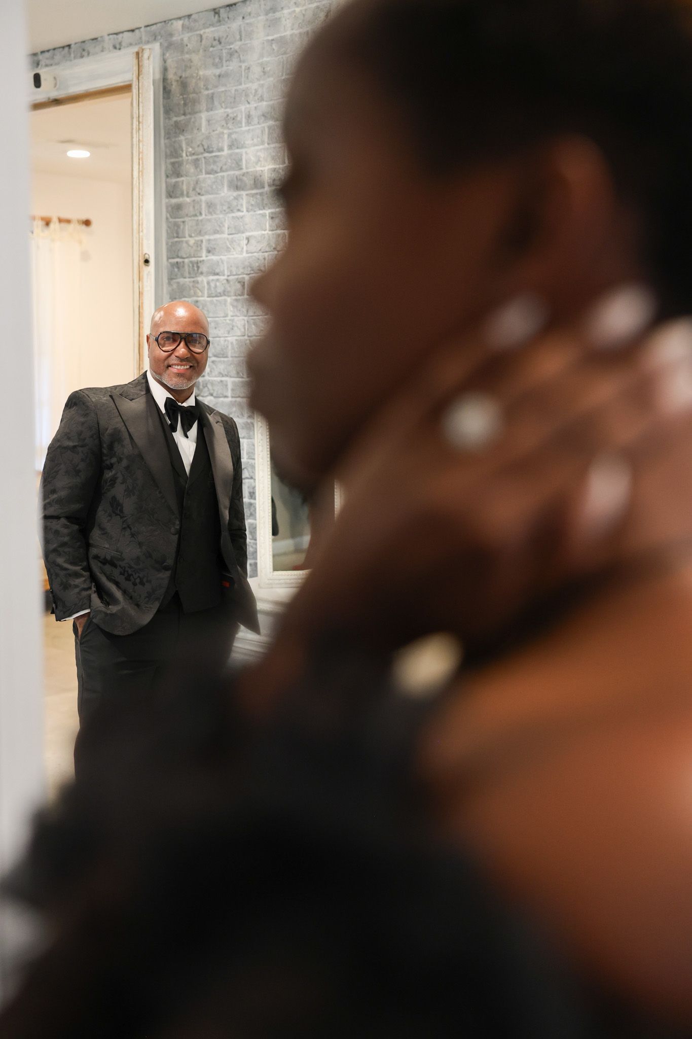 Couples engagment session at the Oak Atelier