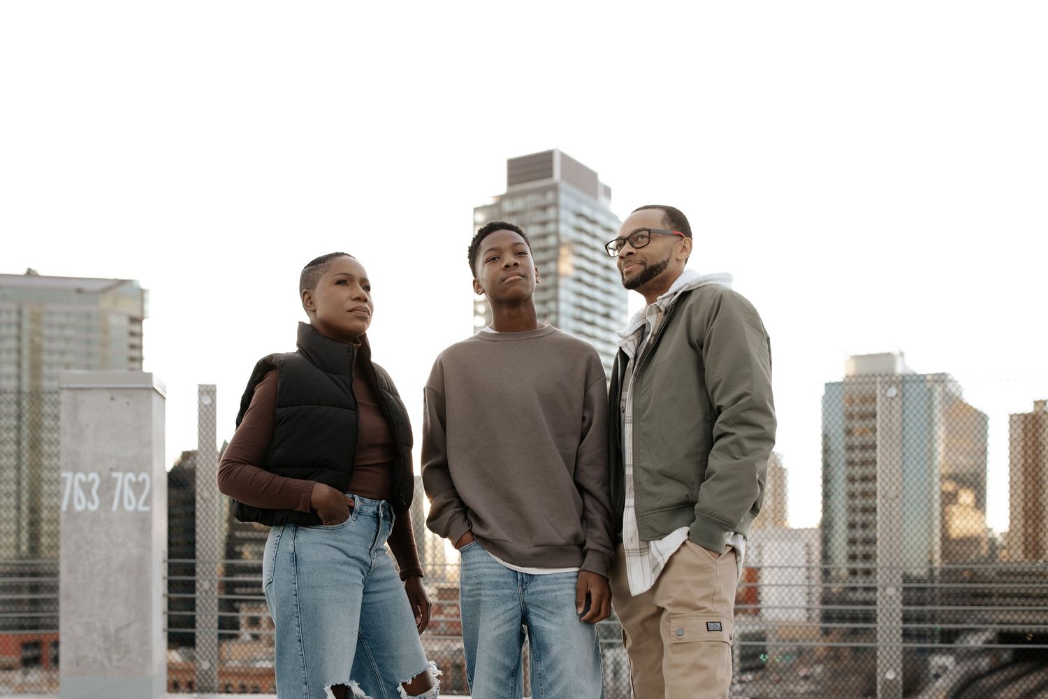 calgary family pictures on rooftop