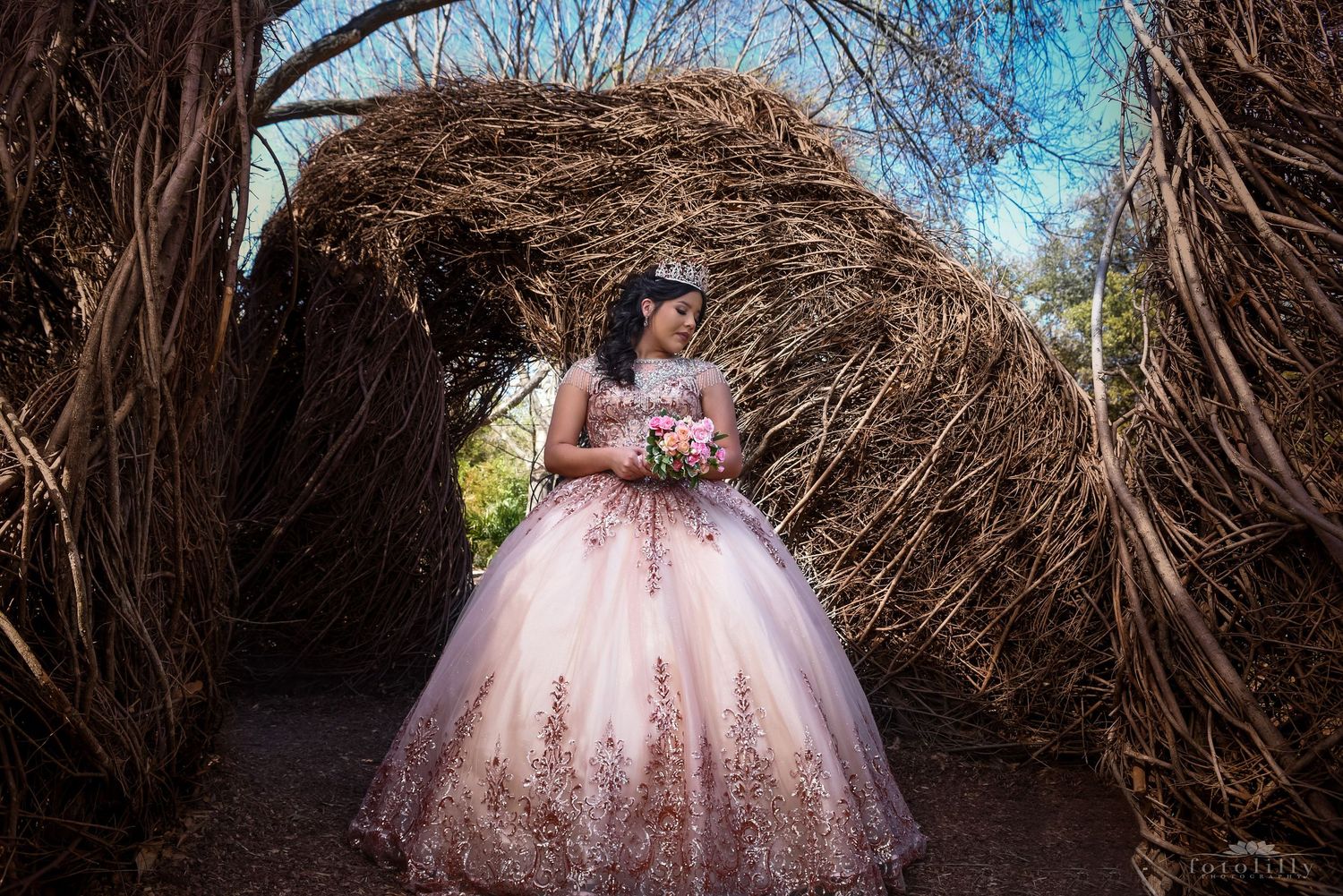 Dallas quince photoshoot location featuring urban architecture and modern quince style