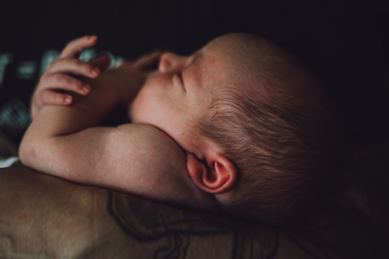 Weston Super Mare, North Somerset, Newborn photography. Newborn photographer. Photography at home. photographer in Weston super mare.