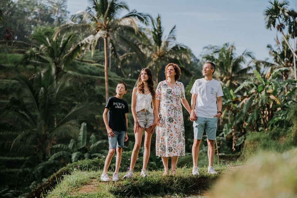 Rice field family photoshoot in Bali