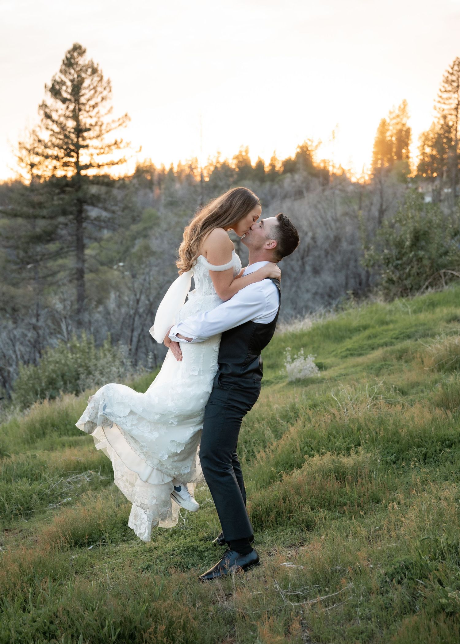Mountain Shadows Retreat Wedding Photographer