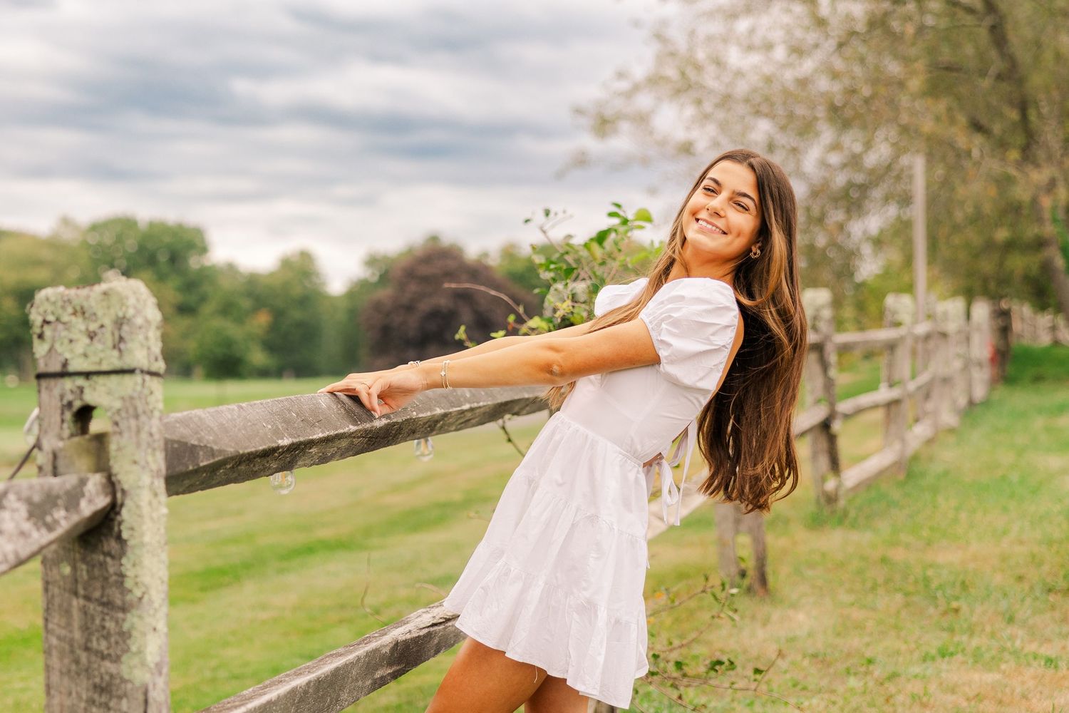 Candid, natural family photography in Ridgefield, Fairfield, Danbury, Wilton, Westport & New Canaan, CT. Capturing love, connection, and las