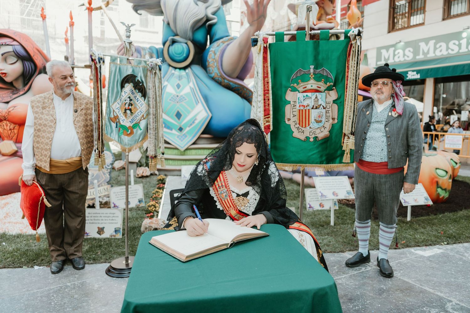 Fotografo para actos falleros valencia