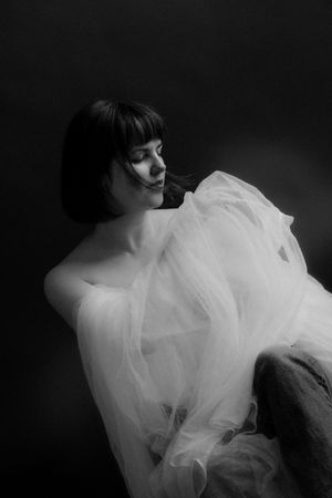 Boudoir photographer. Artful boudoir photographer.