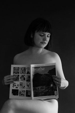 Boudoir photographer. Artful boudoir photographer.
