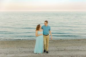 Candid, natural extended family photography in Ridgefield, Fairfield, Danbury, Wilton, Westport & New Canaan, CT. Perfect for generations to