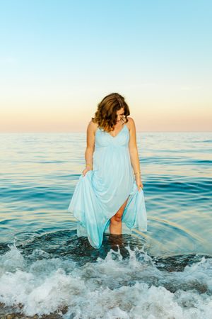 Candid, natural extended family photography in Ridgefield, Fairfield, Danbury, Wilton, Westport & New Canaan, CT. Perfect for generations to