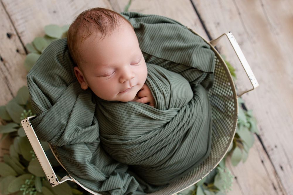 Newborn Photographer in Wisconsin, studio in Watertown WI serving Dodge County Jefferson County and Waukesha County