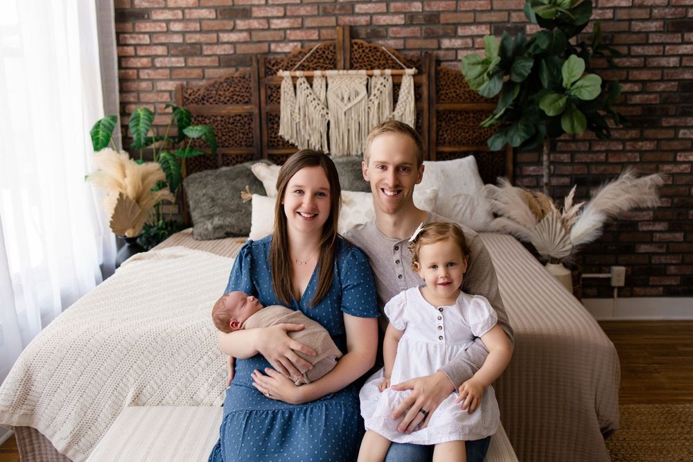 Newborn Photographer in Wisconsin, studio in Watertown WI serving Dodge County Jefferson County and Waukesha County