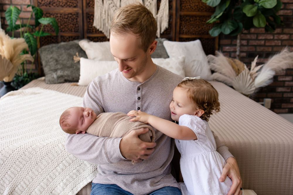 Newborn Photographer in Wisconsin, studio in Watertown WI serving Dodge County Jefferson County and Waukesha County