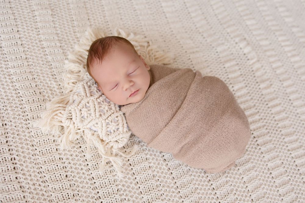 Newborn Photographer in Wisconsin, studio in Watertown WI serving Dodge County Jefferson County and Waukesha County