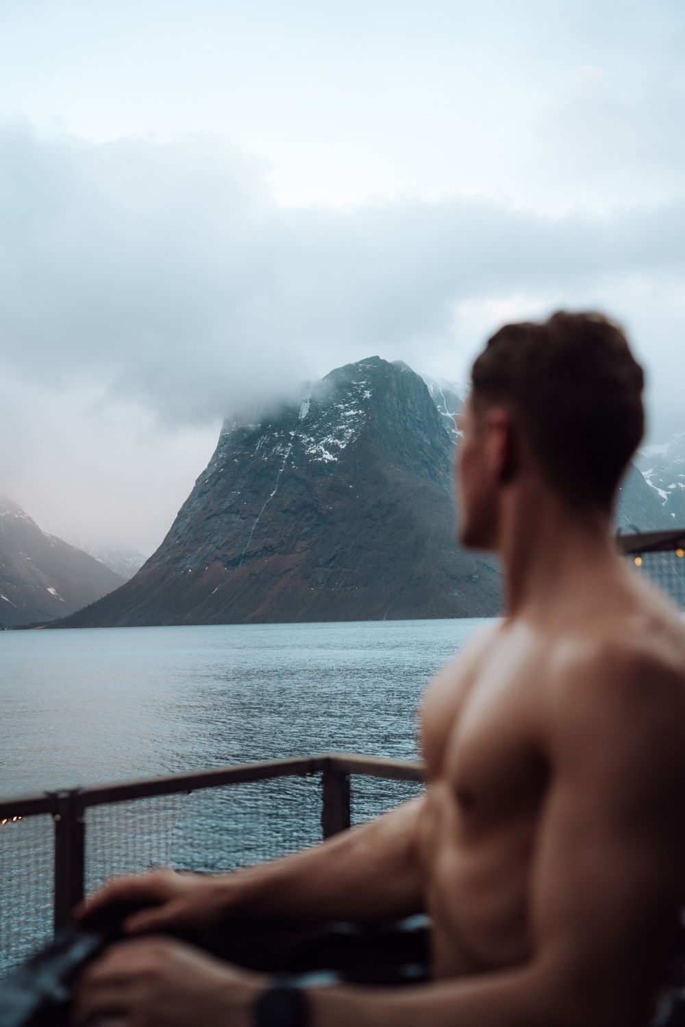 Norwegian fjord and bathtub in Sæbø, Hjørundfjorden