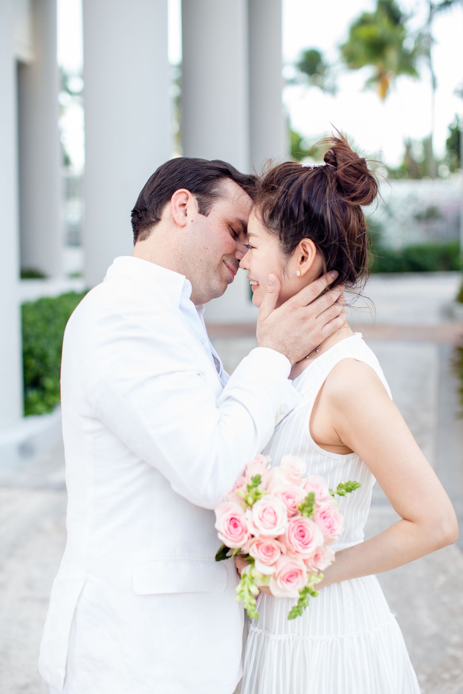 Bride and groom. Micro wedding in San Juan, Puerto Rico.