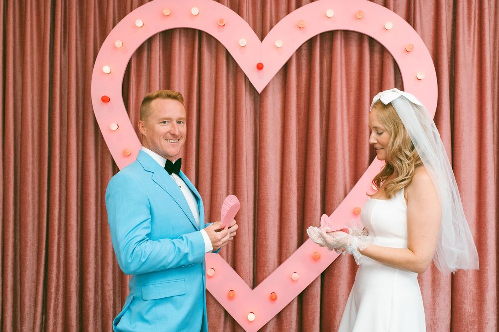 Vintage elopement at Sure Thing chapel