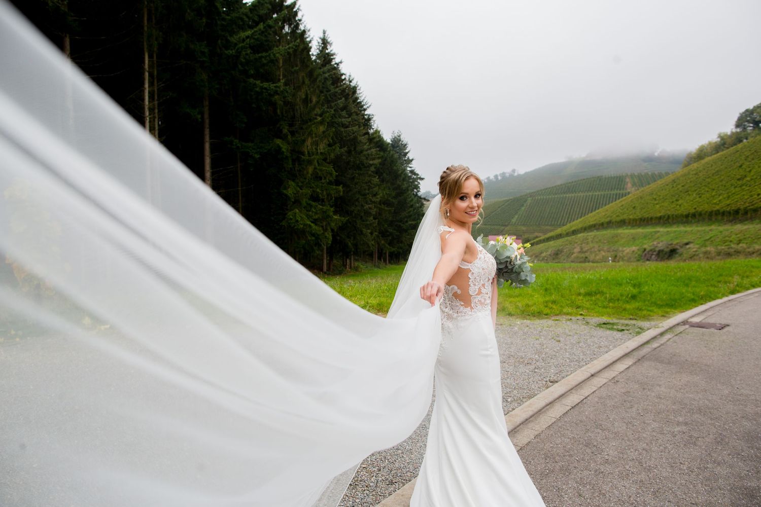 Hochzeitsfotograf Preise: Was kosten professionelle Hochzeitsfotos?