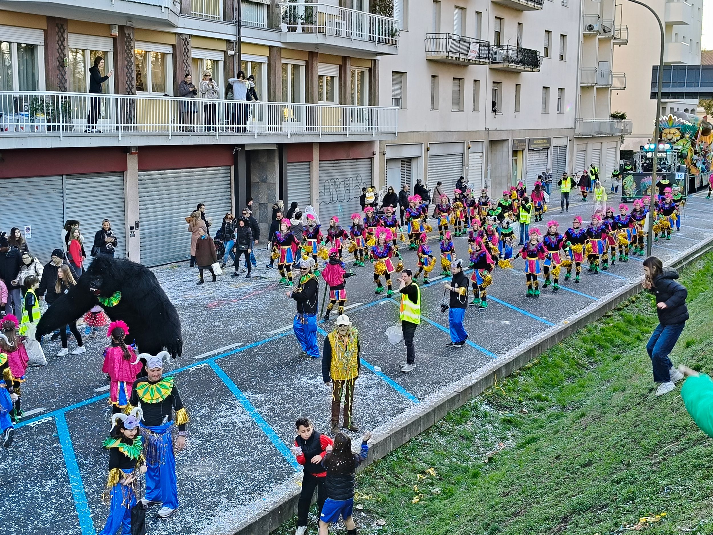 Treviso Carnival Parade 2026. The Roncade Carnival Friends Association with the show “The Dancing Tribe”.