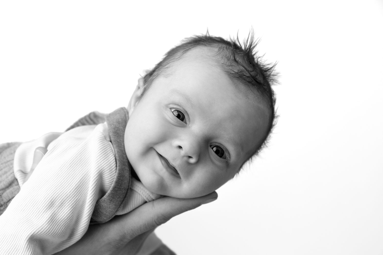 Nyföddsfotografering. Fotograf Maria Lantz, fotostudio i Trekanten, Kalmar, Småland.