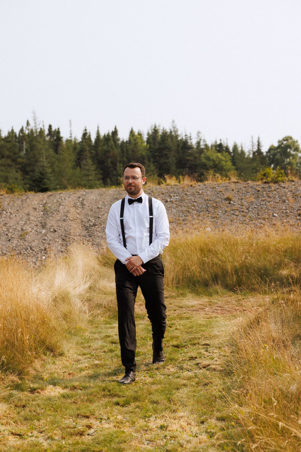 Outdoor ceremony on the Bonavista Peninsula by Newfoundland documentary style wedding photographer Kaitlyn Yvette