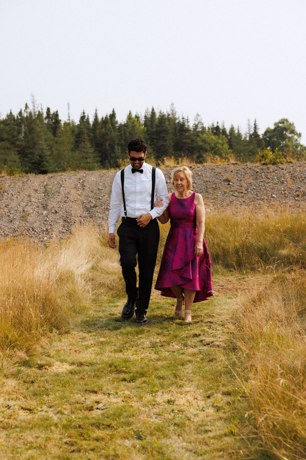 Outdoor ceremony on the Bonavista Peninsula by Newfoundland documentary style wedding photographer Kaitlyn Yvette