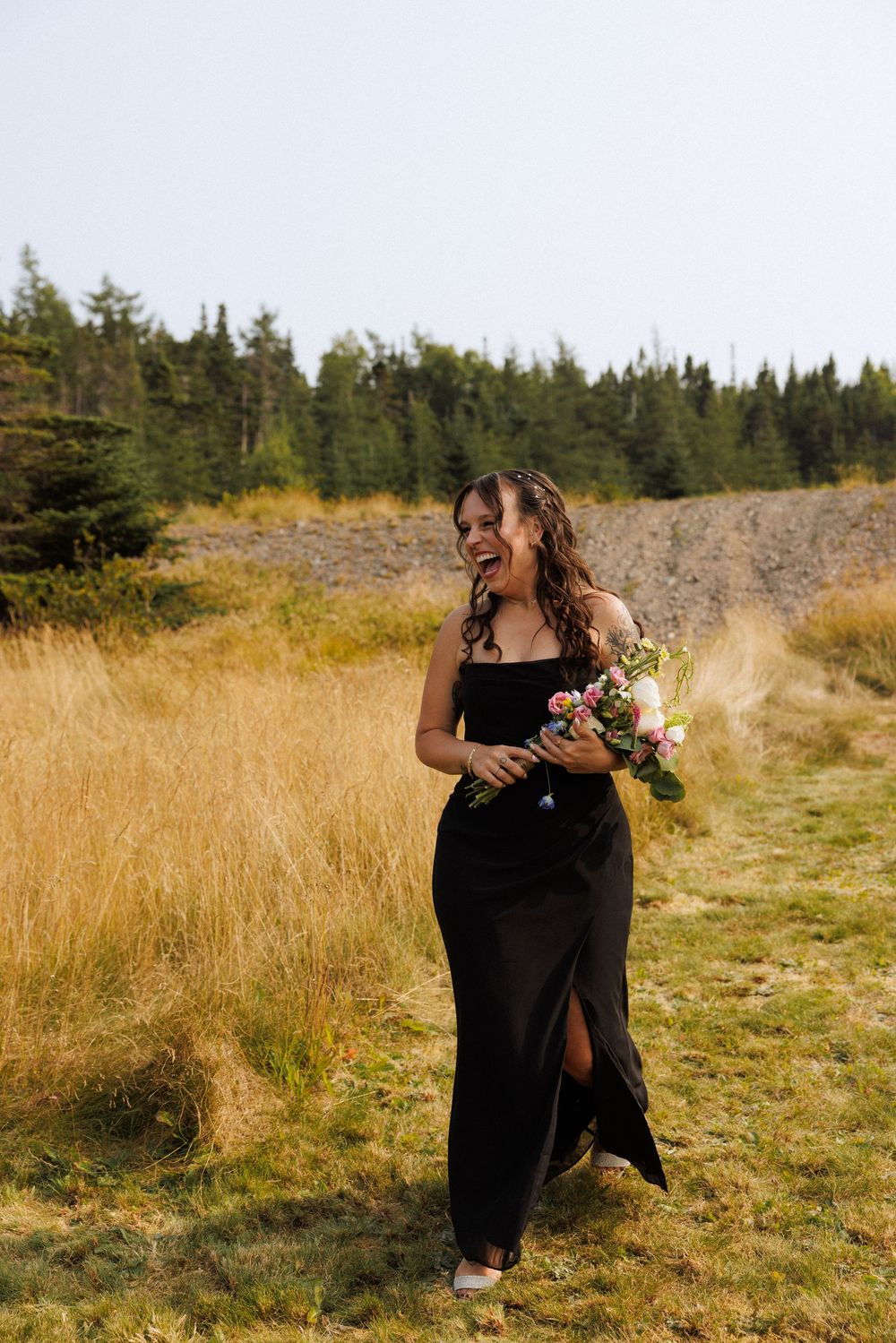Outdoor ceremony on the Bonavista Peninsula by Newfoundland documentary style wedding photographer Kaitlyn Yvette