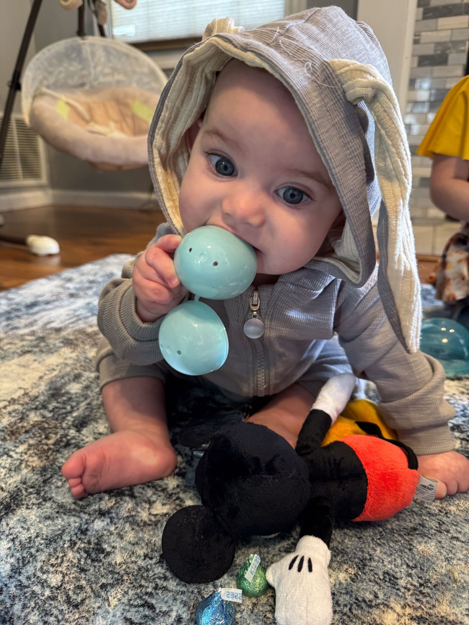Springfield, IL family photographer shares an insight to her life with a throwback picture to her second child's first Easter.