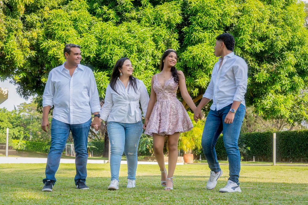 Decoración con globos para fotos de quinceaños en Cesar Colombia