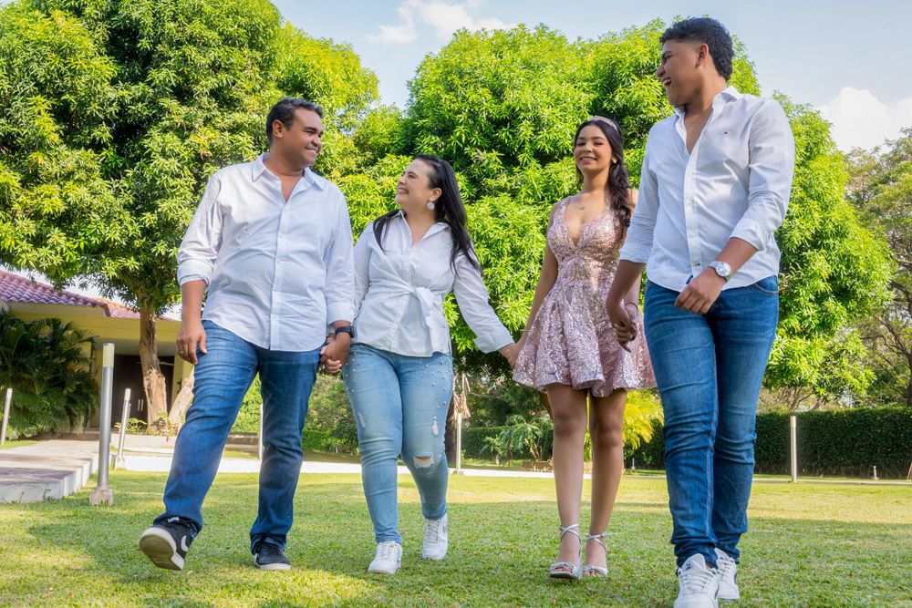 Decoración con globos para fotos de quinceaños en Cesar Colombia