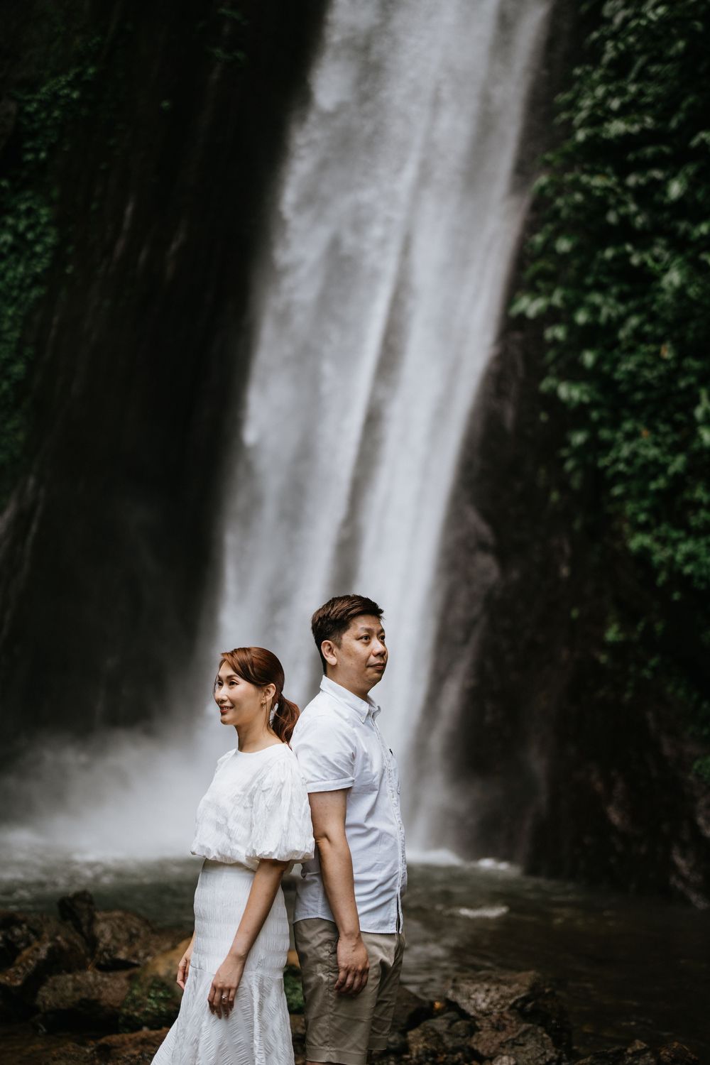 Bali couple photoshoot with nature background