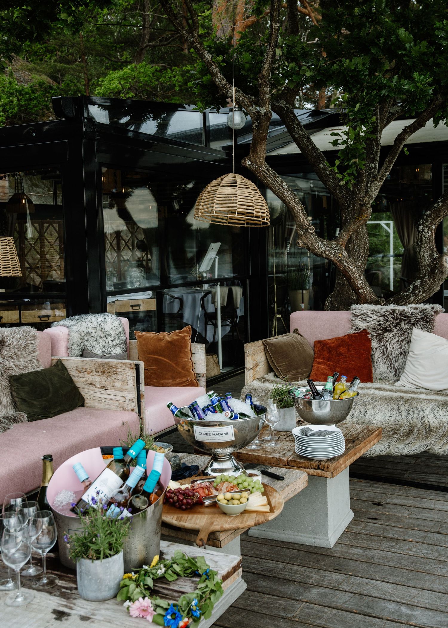 företagsfotografering av Villa Soludden, eventfotografering catering i Stockholm – naturliga porträtt
