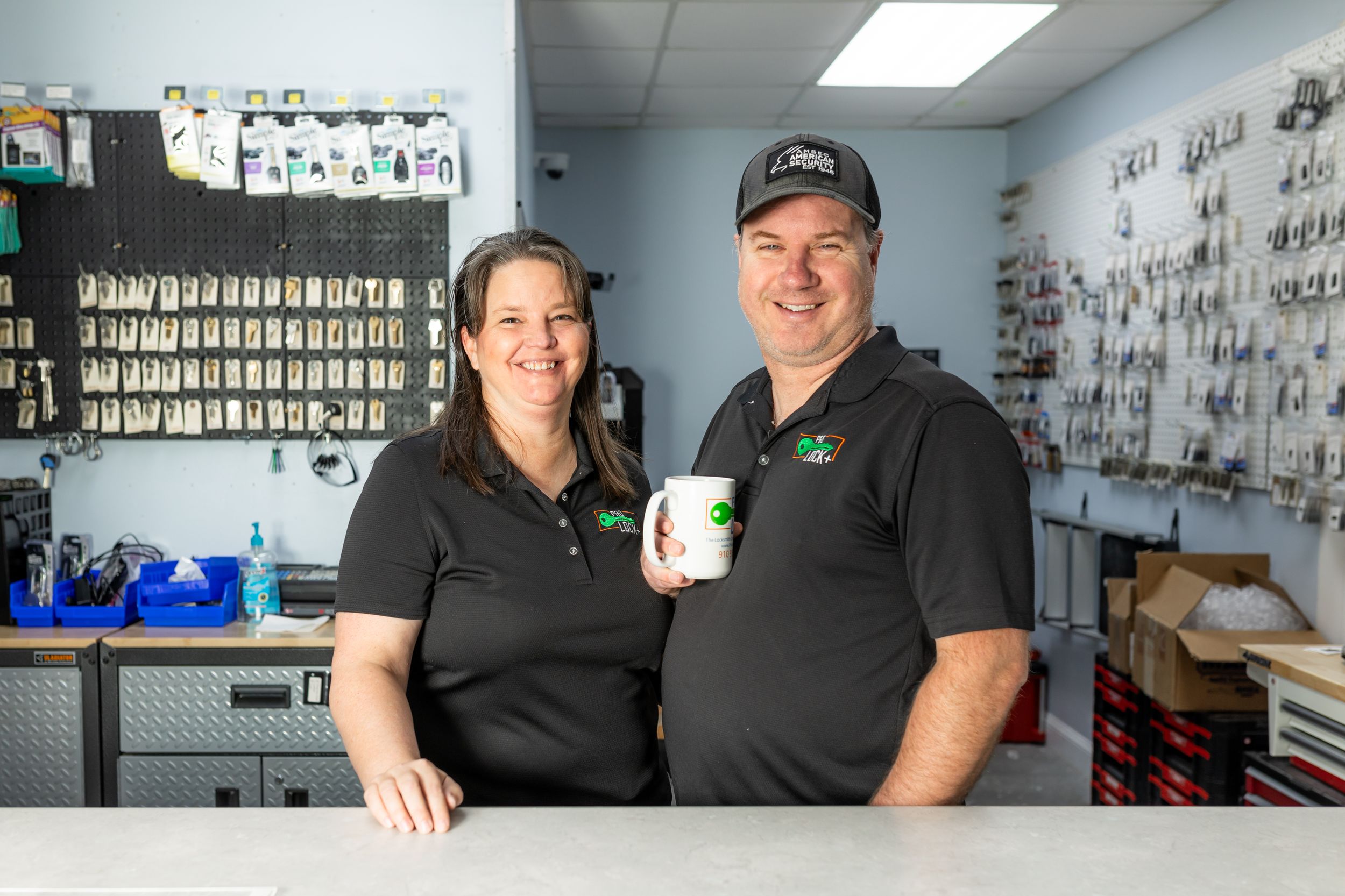 pro lock locksmith branding headshot photos in Hubert nc by swansboro photographer Samantha Ann Photo by jacksonville, Hubert, Emerald Isle
